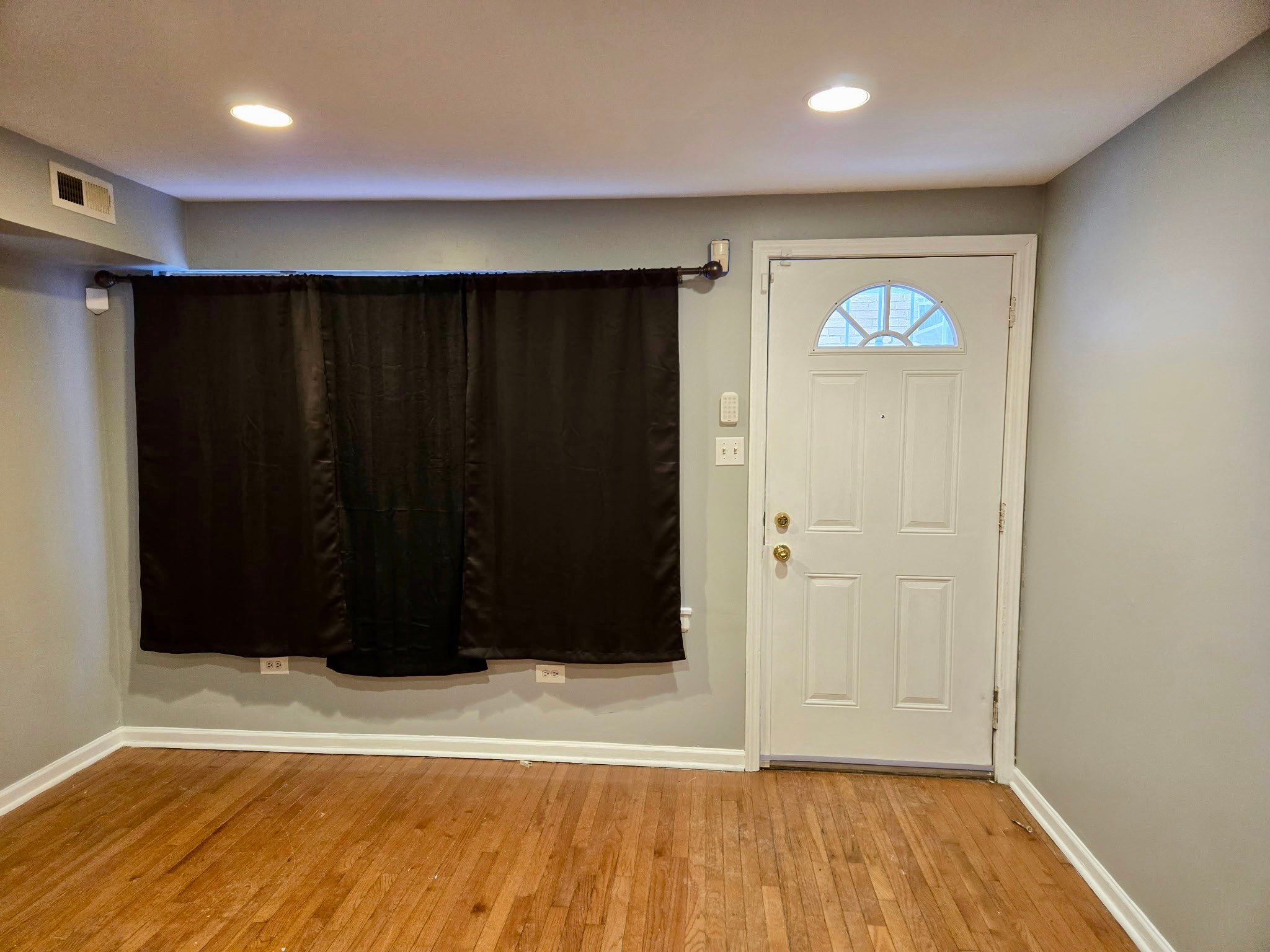 Chicago Townhome: 7011 S East End