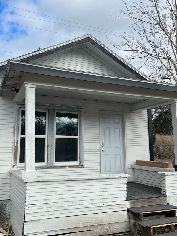Pocatello House: 618 S 5th Ave