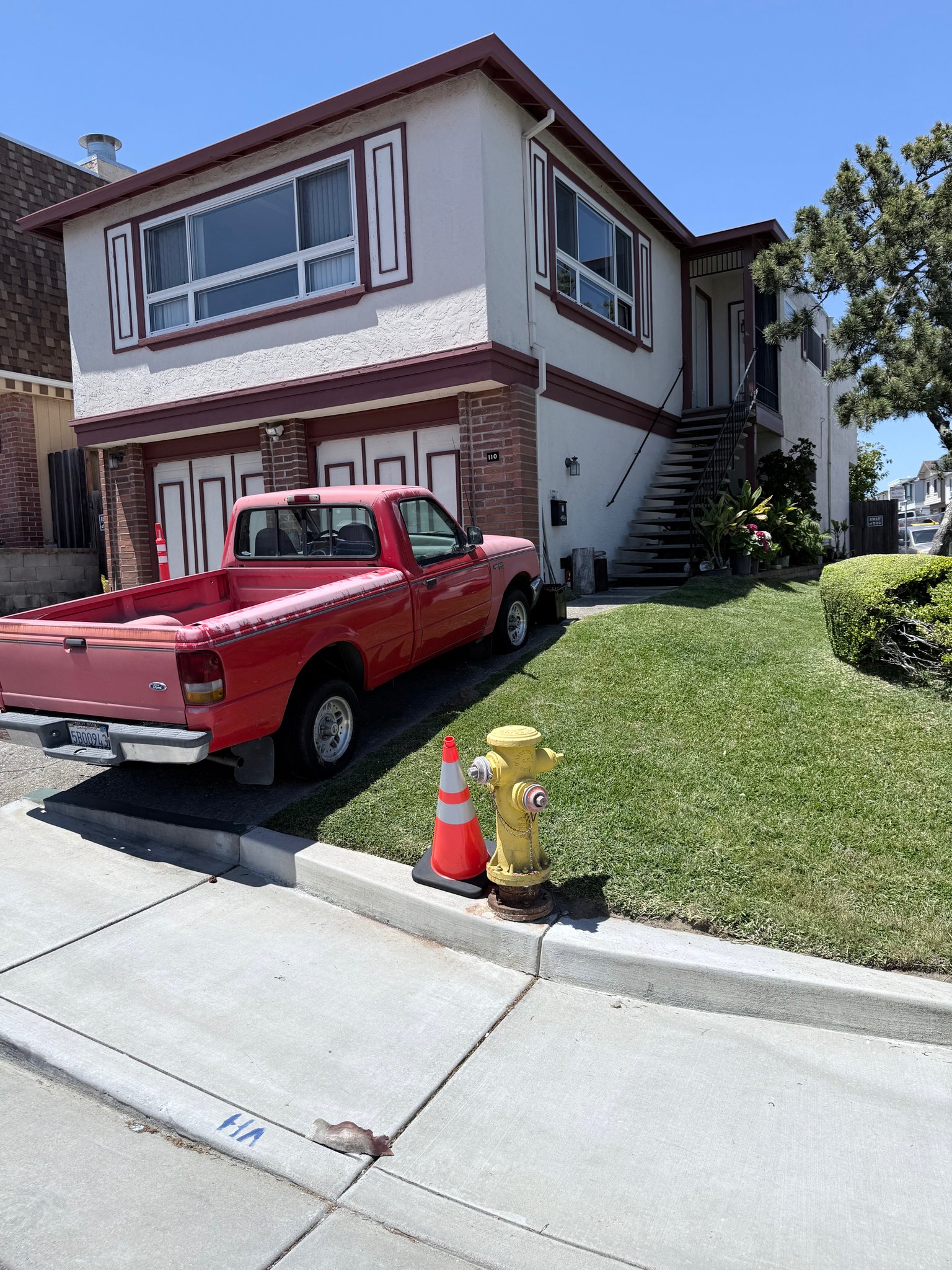Daly City House: 110 Warwick Street