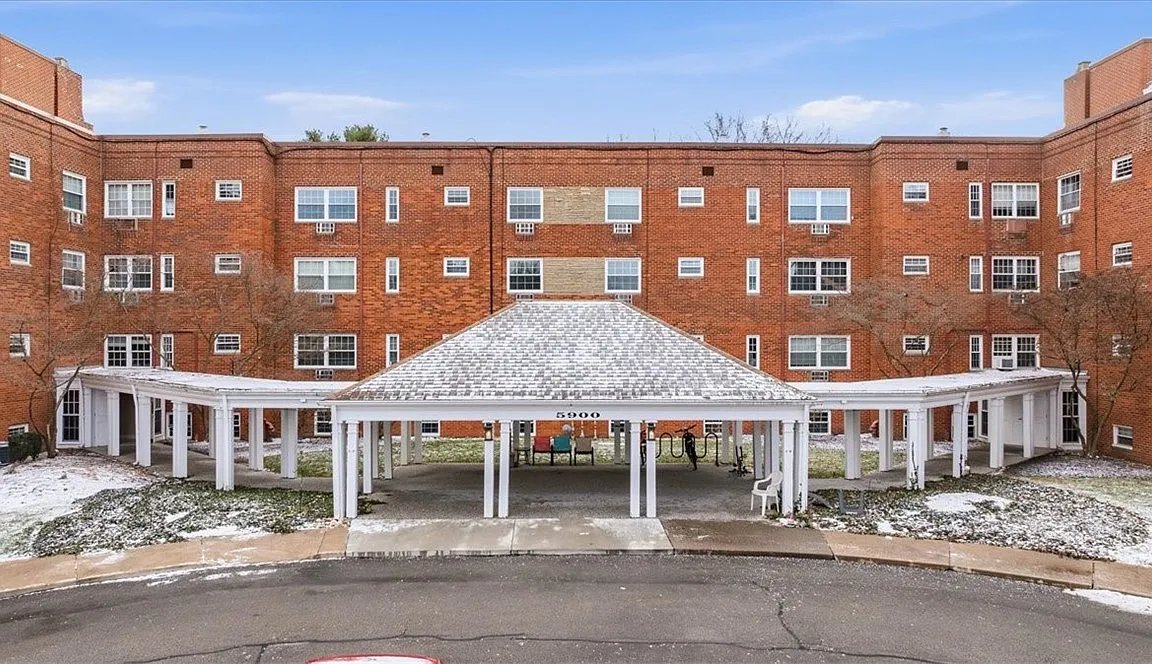 Pittsburgh Condo: 5900 Babcock Blvd
