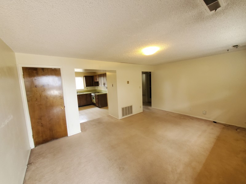 Orem Apartment: 35 E 1100 S