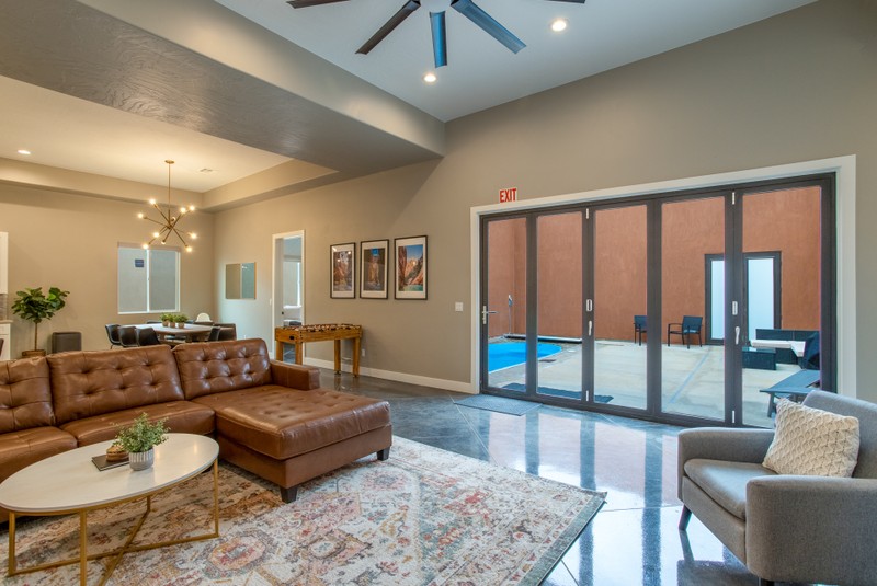 Hurricane House: 4969 W 3175 S