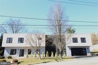 Chevy Chase House: 8618 Jones Mill Rd