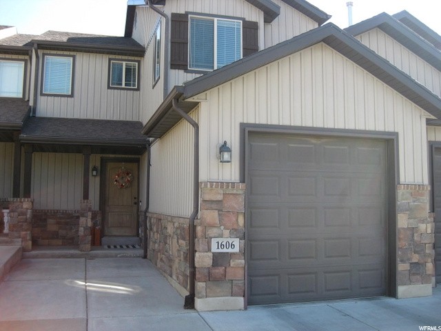 Ogden Townhome: 1606 N 450 E