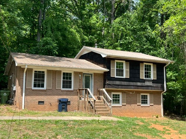 Lexington House: 115 Converse Drive