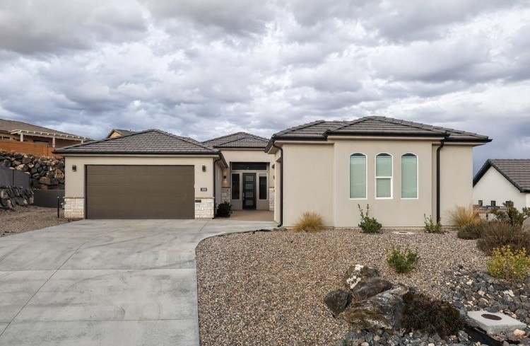 Hurricane House: 1838 W 180 N