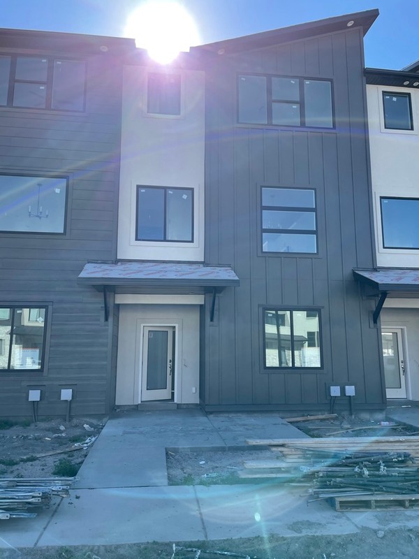 American Fork Townhome: 369 S 900 W