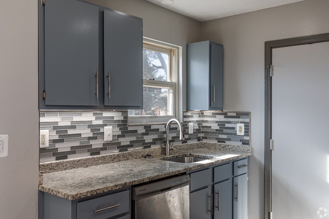 Vernon Townhome: 94 West St