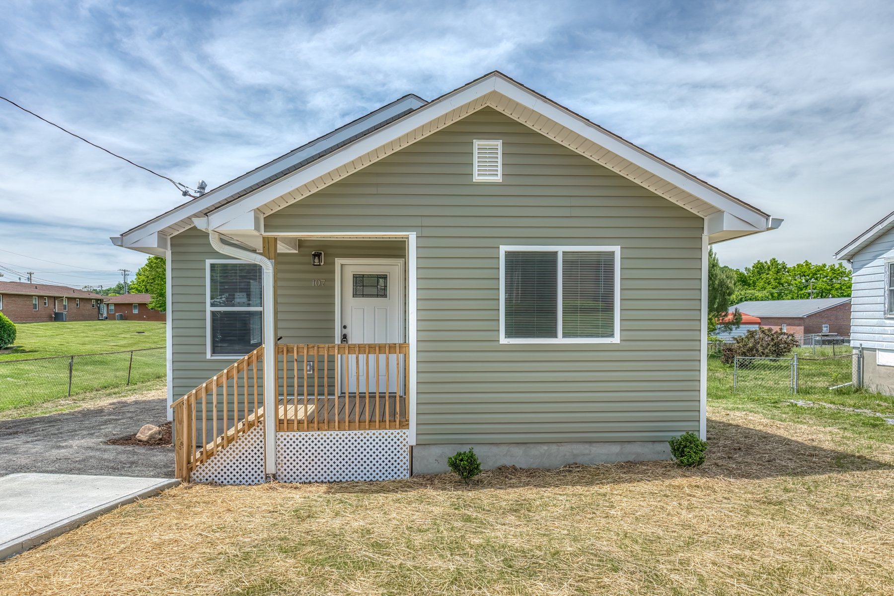 Johnson city House: 107 Bettie st