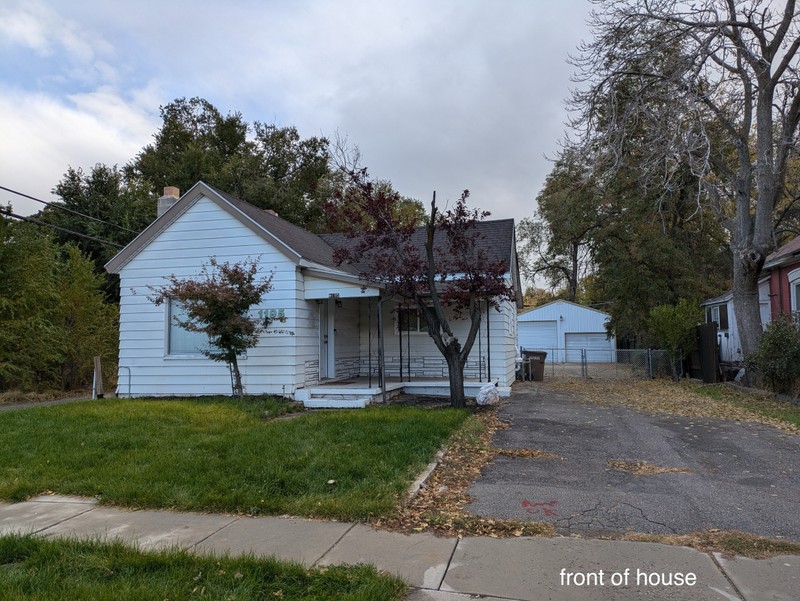 Salt Lake City House: 1195 W Iola Ave