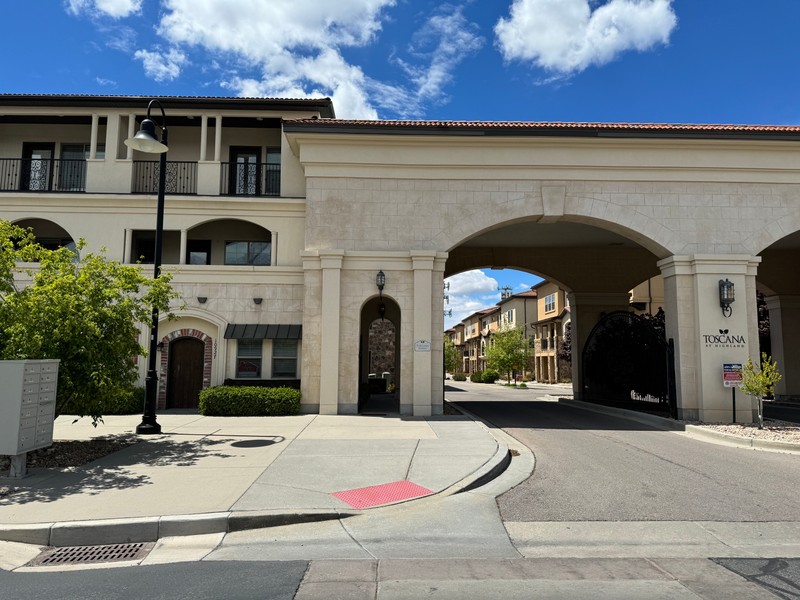 Highland Townhome: 10927 N Town Center Blvd