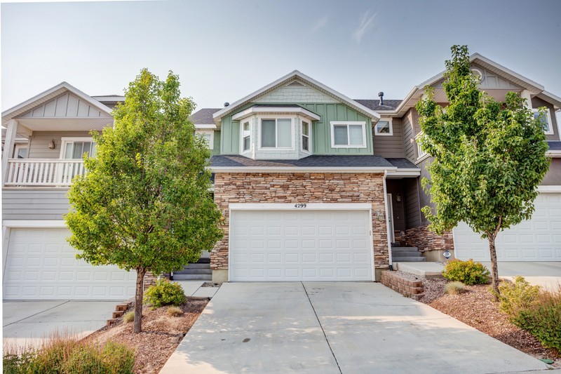 Lehi Townhome: 4299 Cresthaven Ln