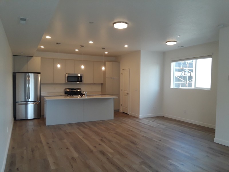 Bountiful Townhome: 3371 S Orchard Dr