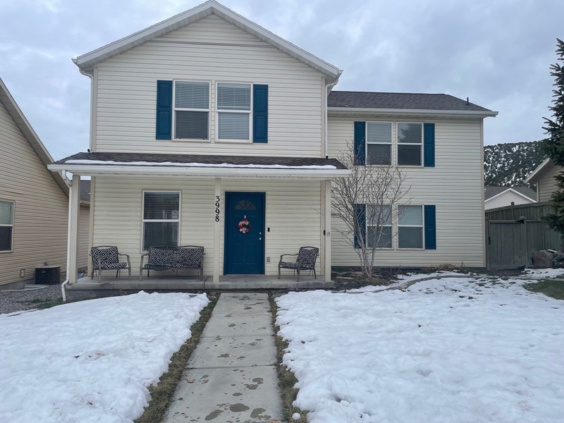 Eagle Mountain House: 3998 E Sioux St