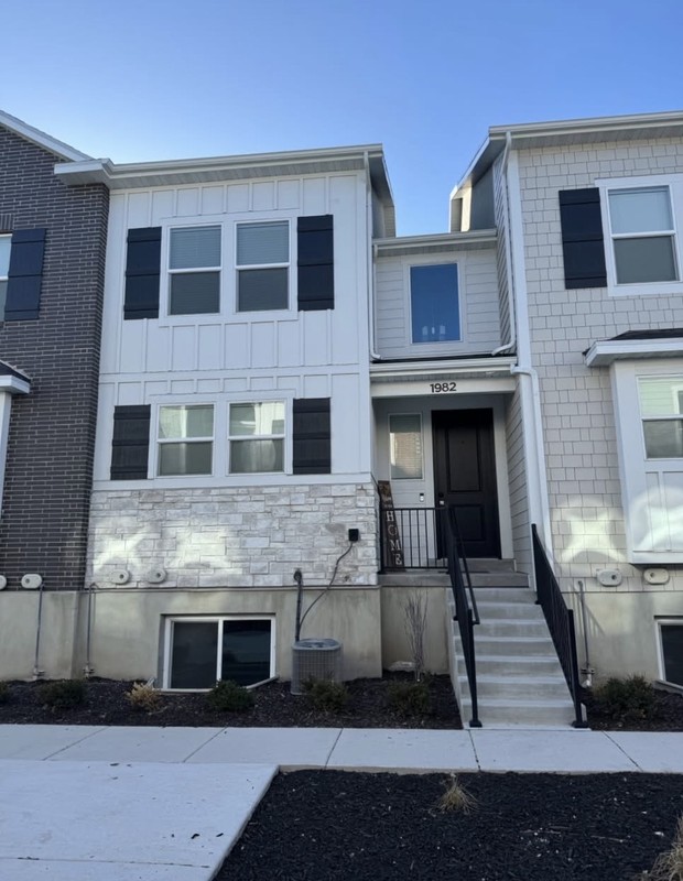 Lehi Townhome: 1982 N 3900 W