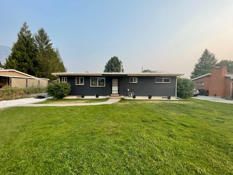 Provo House: 548 E 3400 N