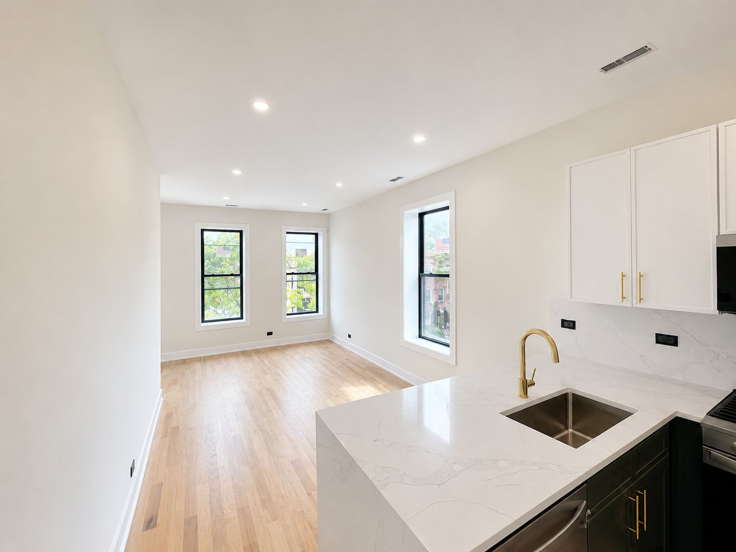 Chicago Condo: 1416 N Maplewood