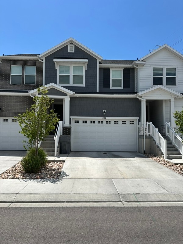 Vineyard Townhome: 289 W 530 N