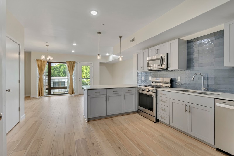 Salt Lake City Condo: 32 W 1700 S