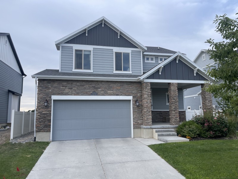South Jordan House: 3772 W Grassy Meadow Dr