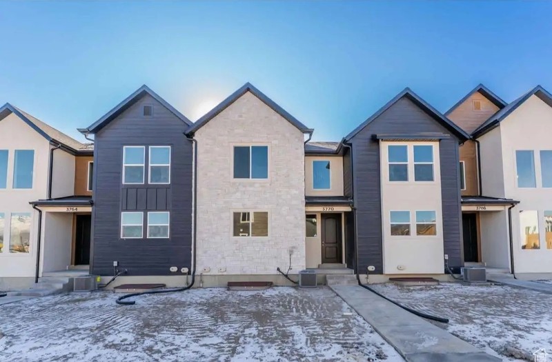 Lehi Townhome: 3770 W 970 N