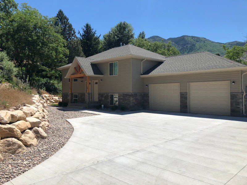 Ogden Condo: 1461 Wild Rose Way