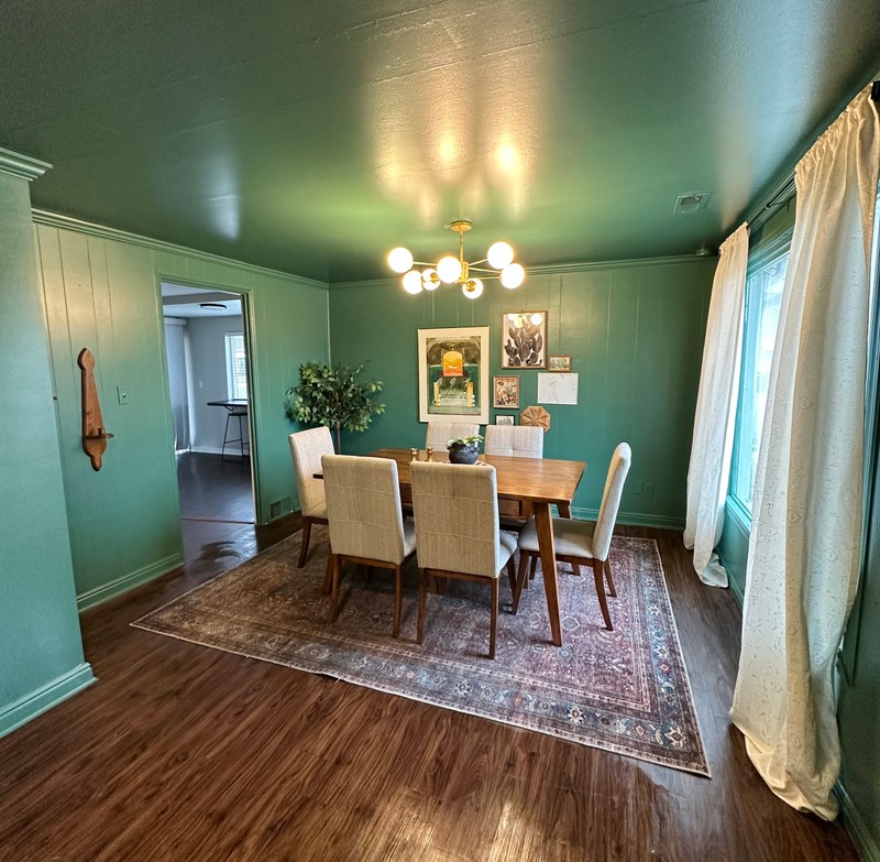 Provo House: 891 E 400 S