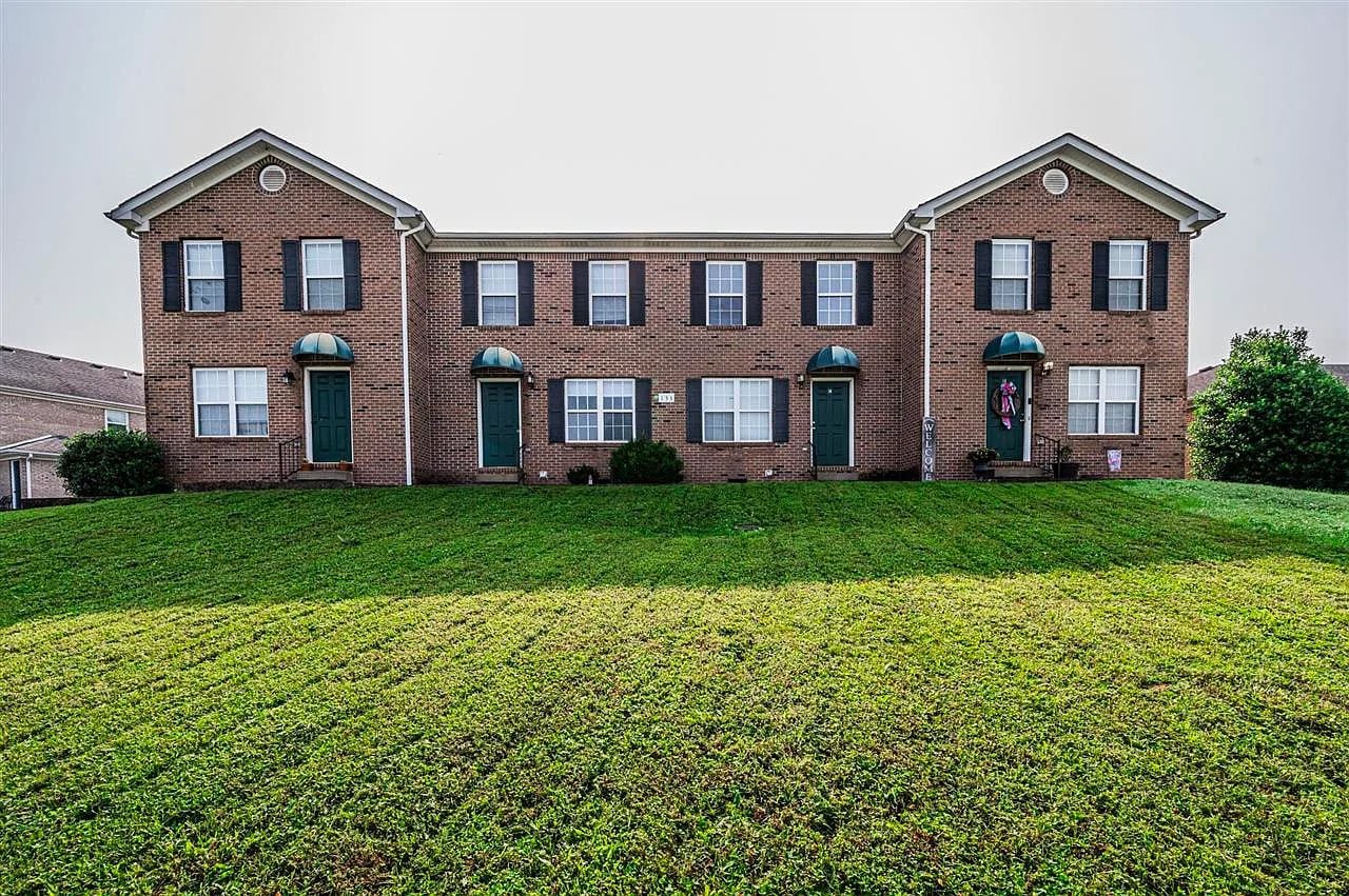 Bowling Green Multiplex: 126 Candle Court