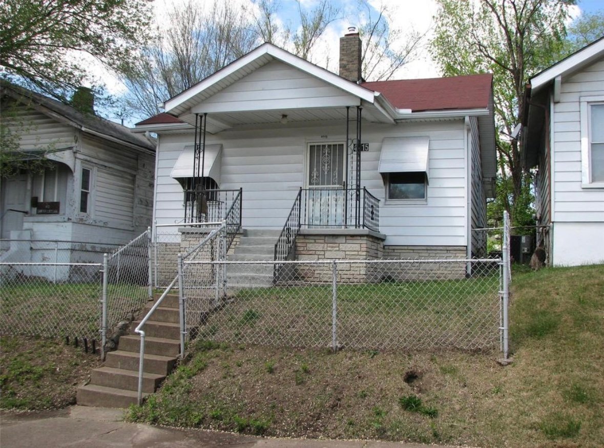 Saint-louis House: 4715 Trush Ave