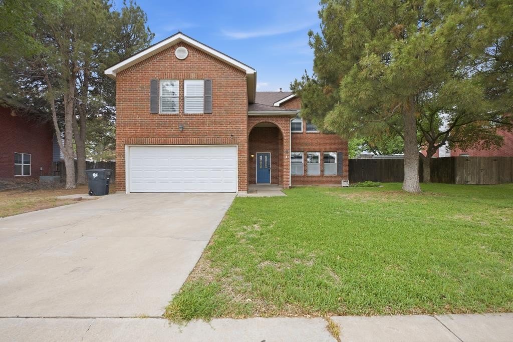 Odessa House: 37 Pinon Court