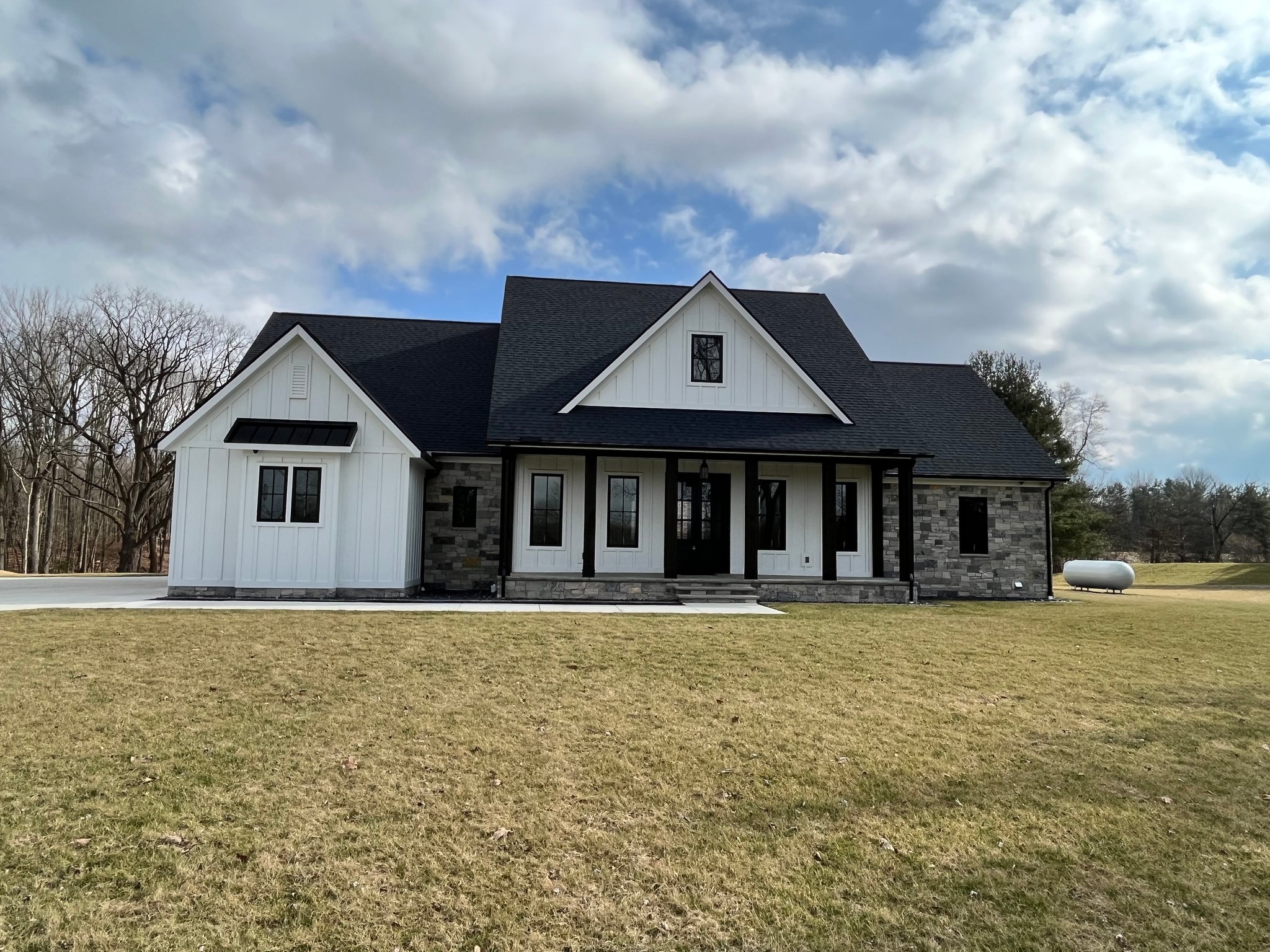 Columbia Station House: 18601 East River Rd