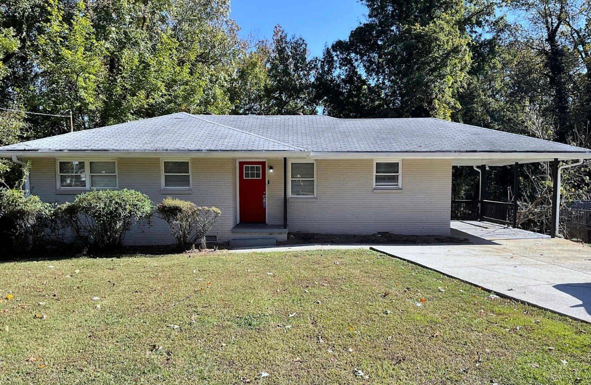 Atlanta House: 2138 Springdale Rd