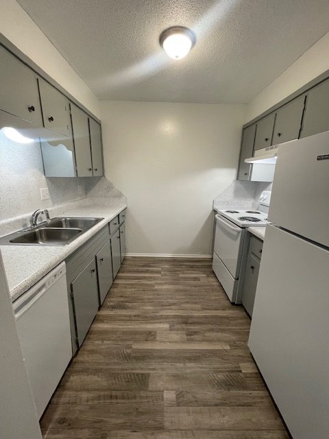 Jacksonville Apartment: 1110 Heather