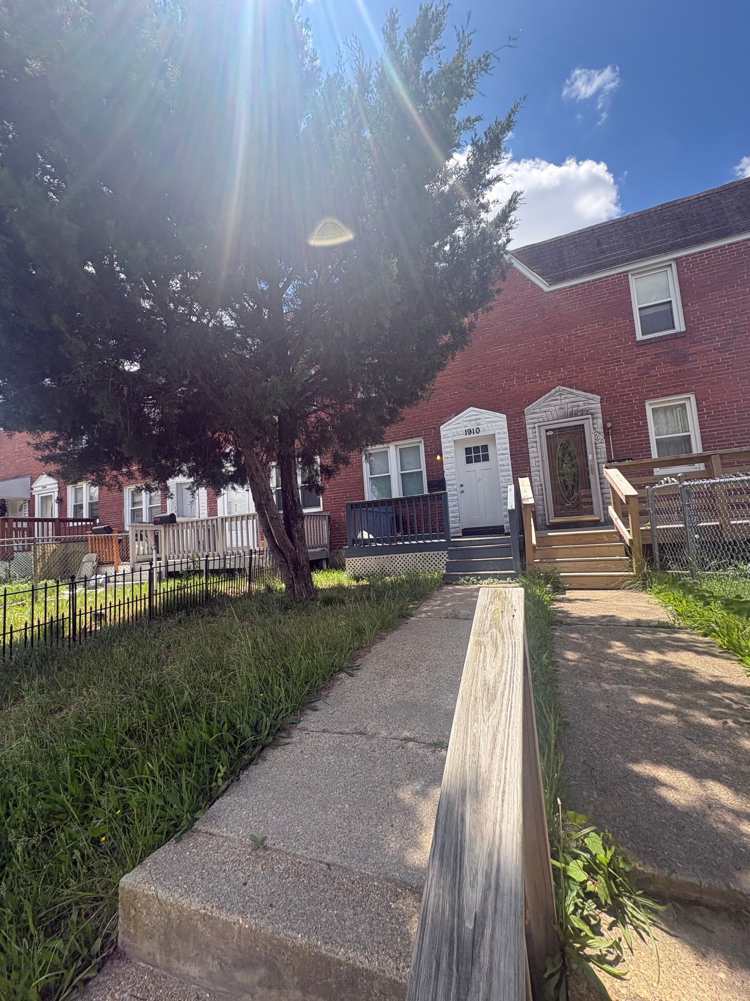 Baltimore House: 1910 Harman Ave