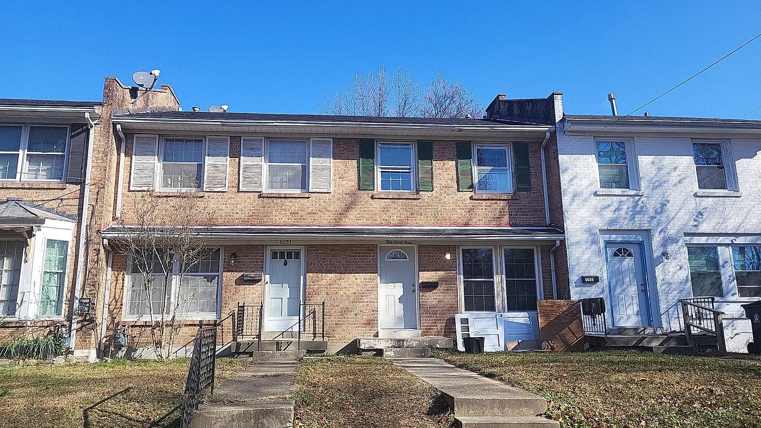 Louisville Townhome: 5033 Wabash Pl