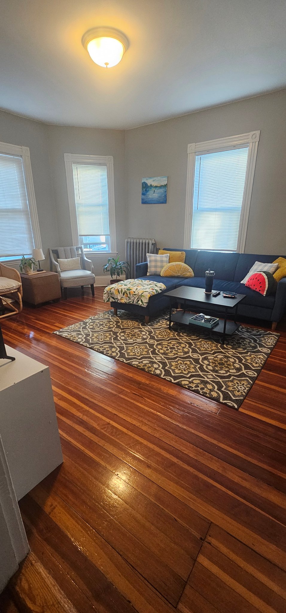 Medford Apartment: 158 Grant Ave