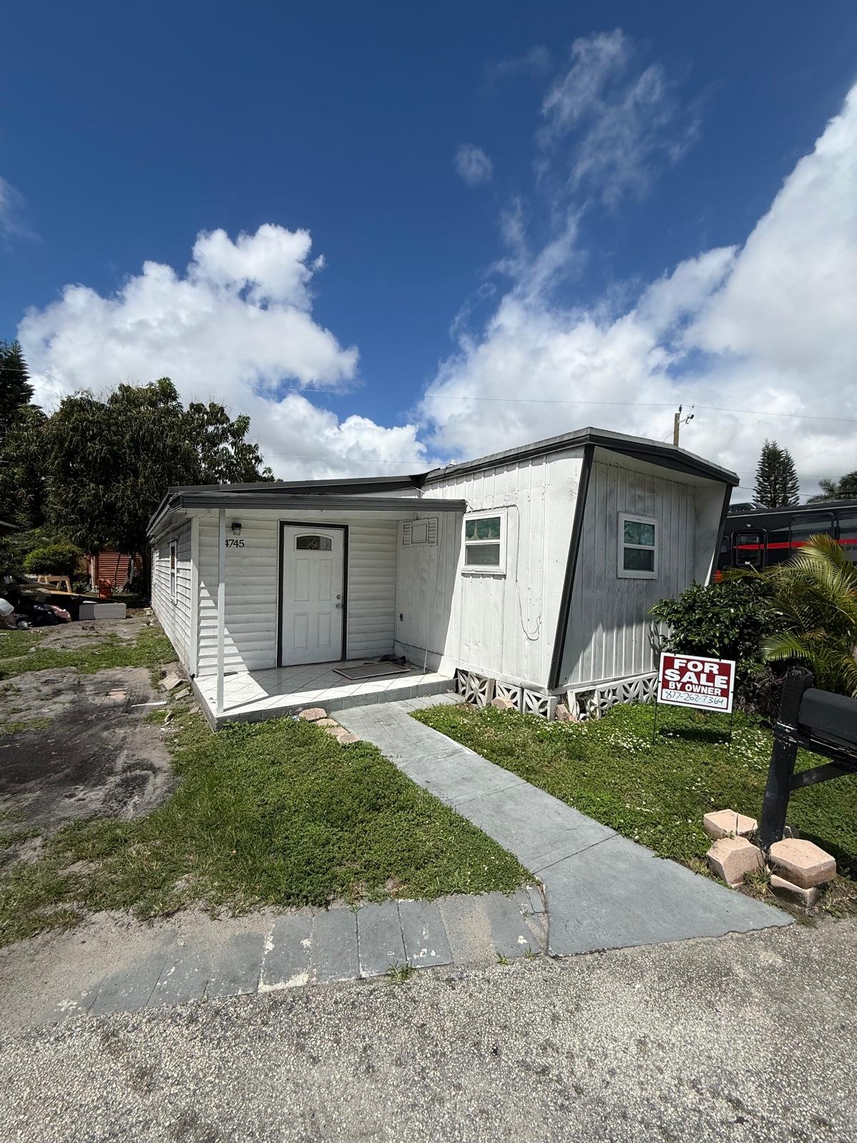 Davie Other: 4732 SW 46th Ln