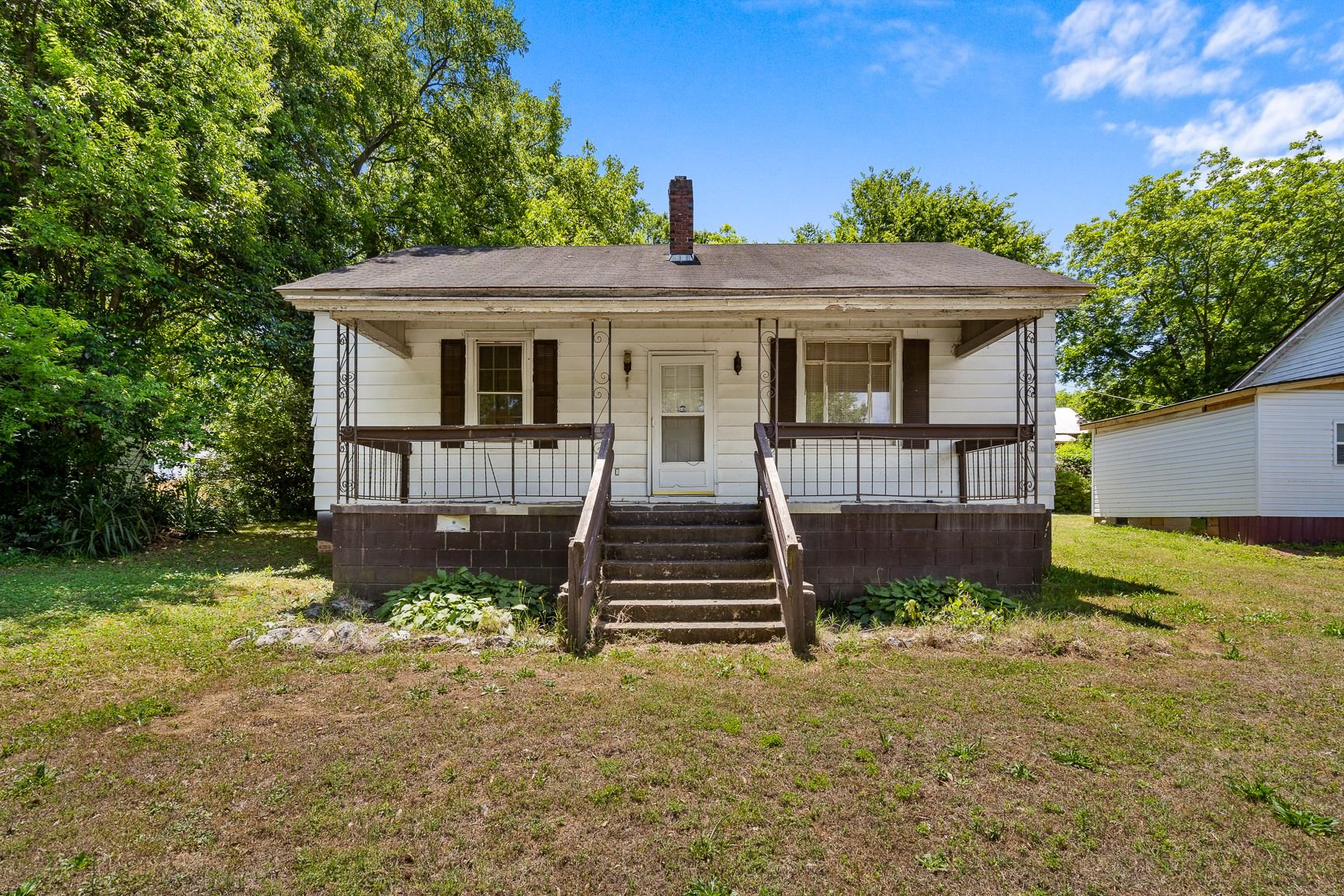 Anderson House: 902 Pickens St