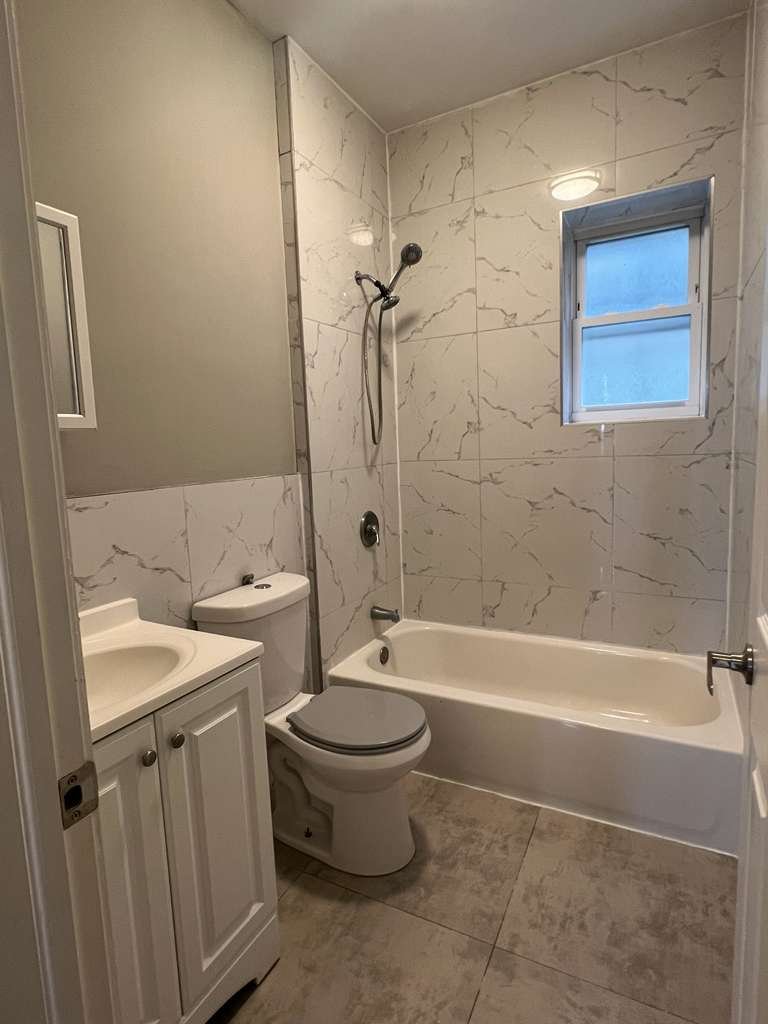 East Orange Apartment: 58 Stueben St,