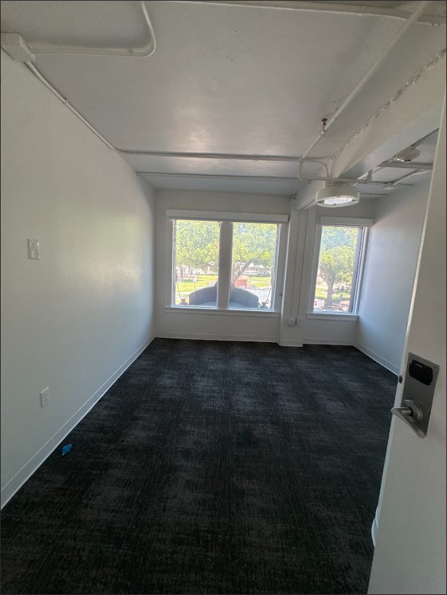 Seguin Other: 217 S River St