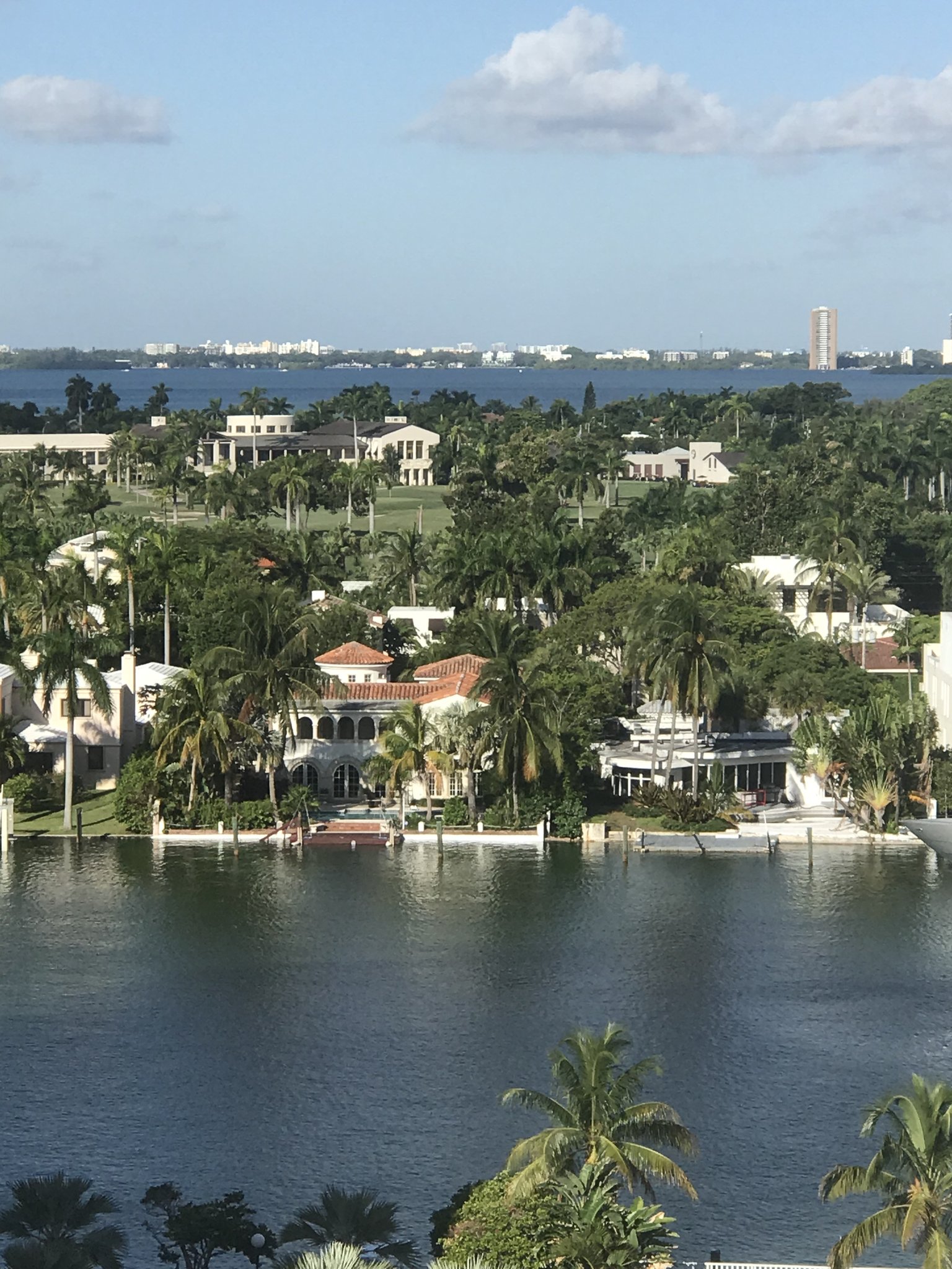 Miami Beach Condo: 5701 Collins Ave