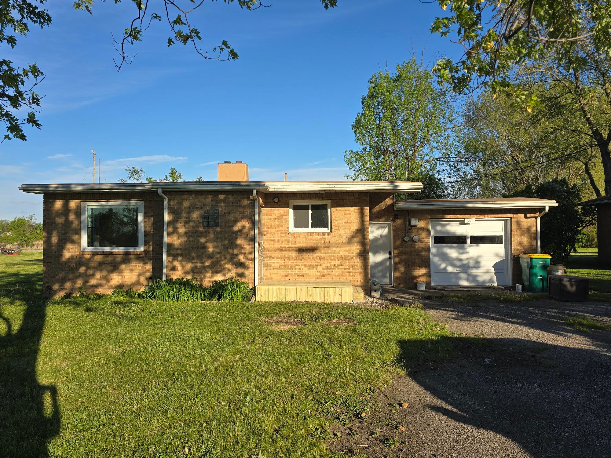 Bay City House: 6161 Westside Saginaw Rd