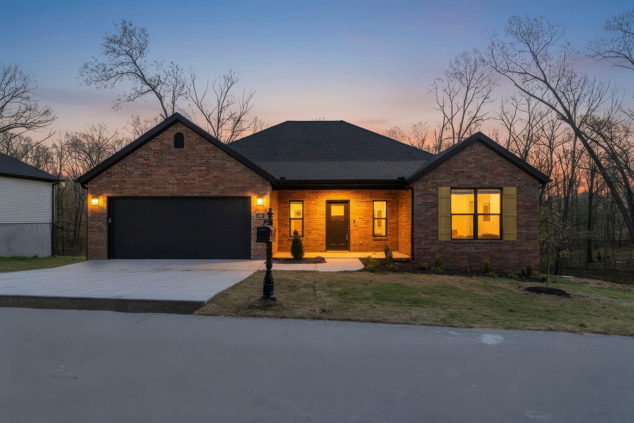 Bella Vista House: 98 Selkirk Drive