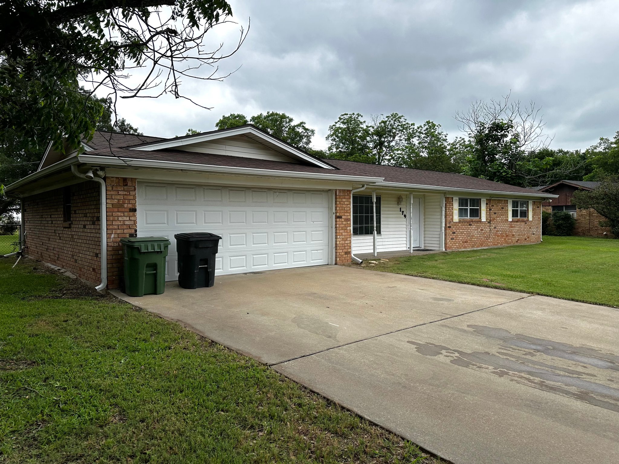 Woodway House: 179 Weldon Dr