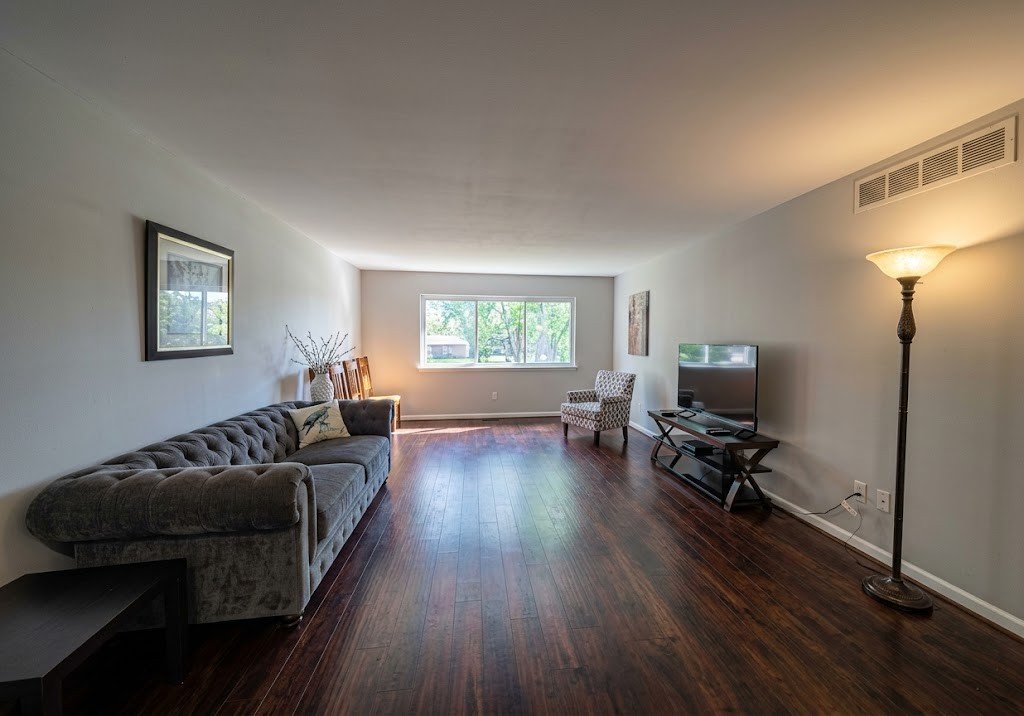 Bloomfield Hills Condo: 42522 Woodward Ave