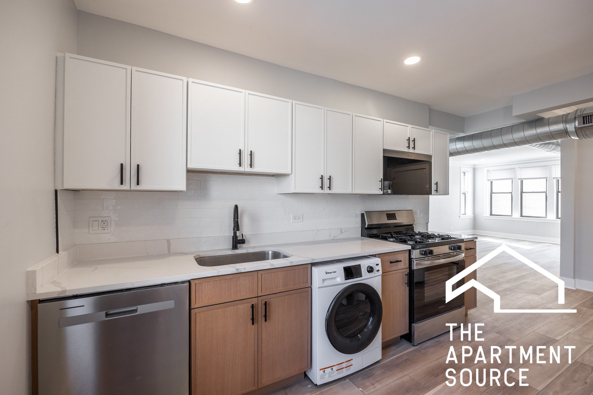 Chicago Apartment: 6148 North Francisco Ave.
