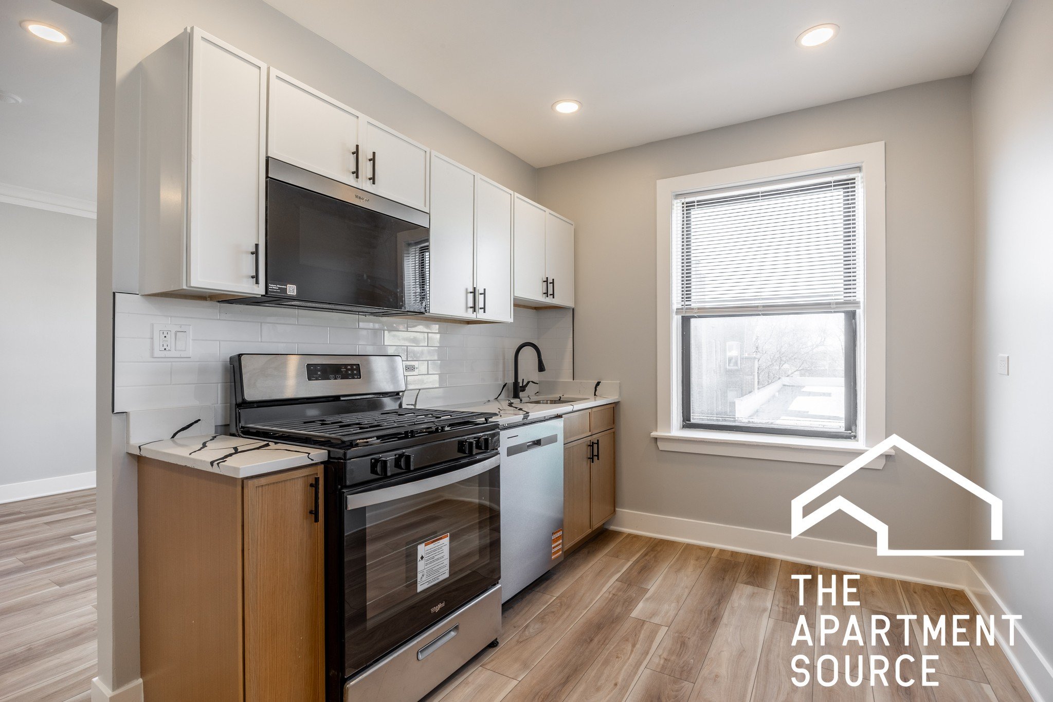 Chicago Apartment: 6148 North Francisco Ave.