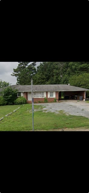 Suwanee House: 2686 Lawrenceville Suwanee Rd