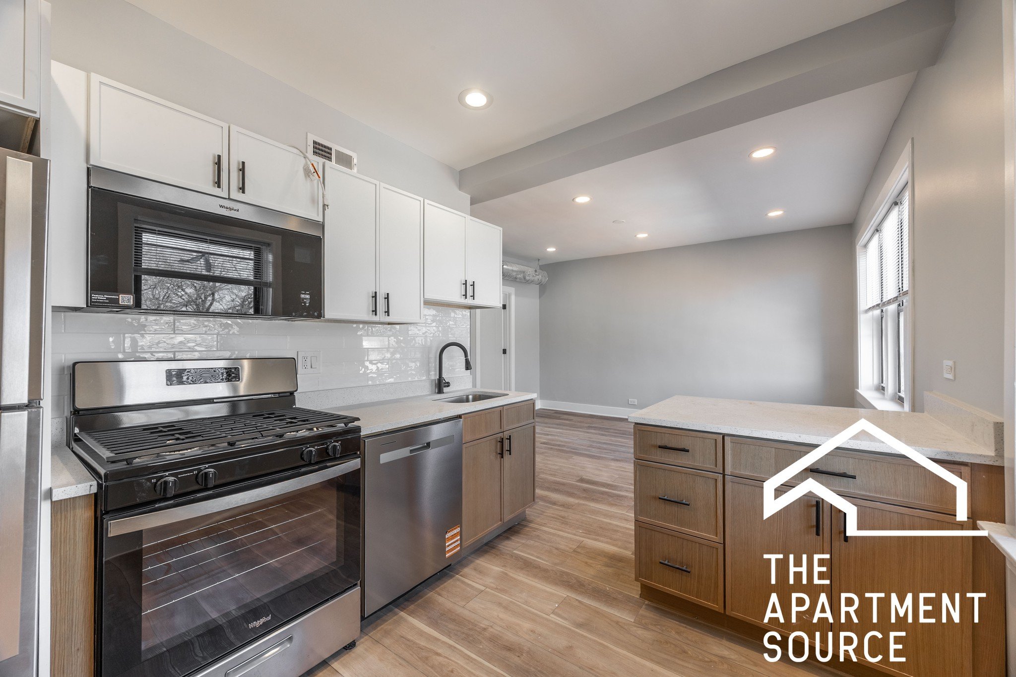 Chicago Apartment: 6150 North Francisco Ave.
