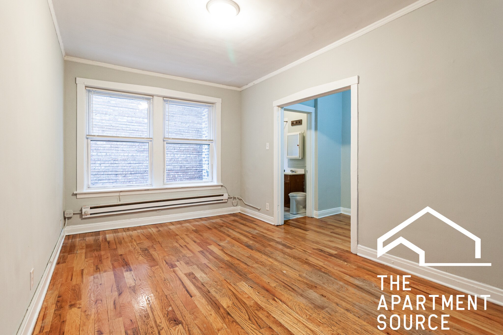 Chicago Apartment: 511 West Melrose St.